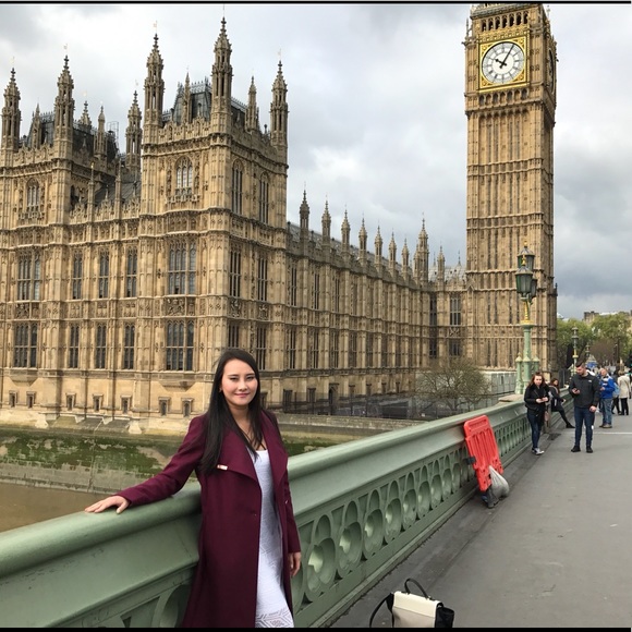 Meet your Posher, Trinh - Picture 2 of 3